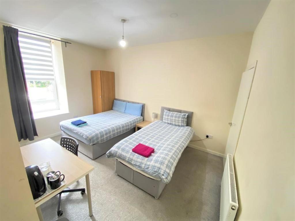 Ibrox Guesthouse กลาสโกว์ ภายนอก รูปภาพ