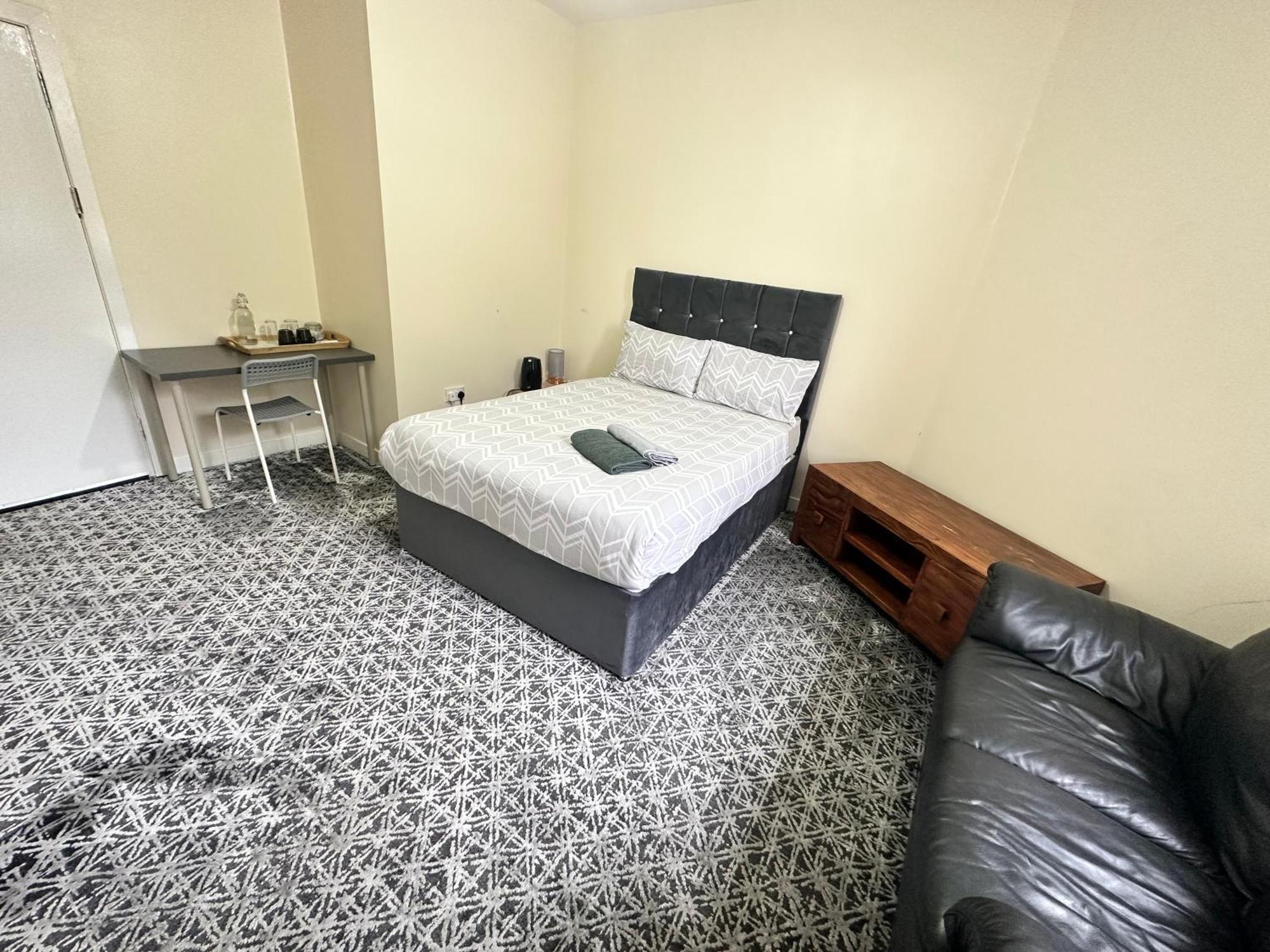 Ibrox Guesthouse กลาสโกว์ ภายนอก รูปภาพ